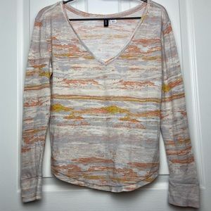 Urban Outfitters BDG Orange & Cream Long Sleeve V-Neck Sweater Size M
